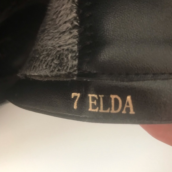 Browns  Artica leather black boots size 7 - Picture 6 of 7